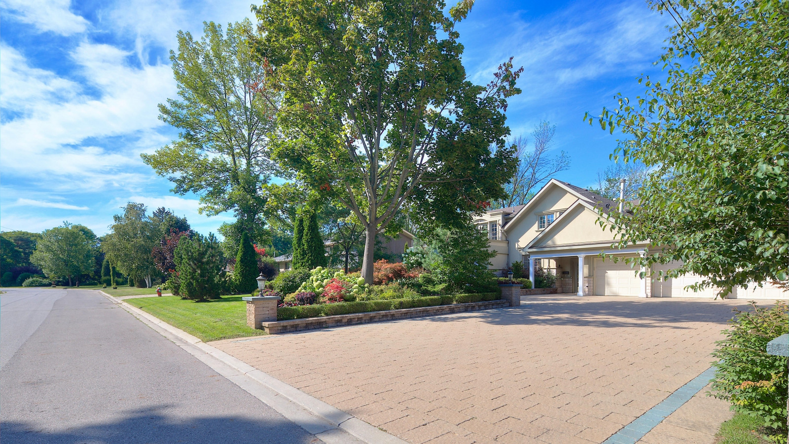 Homes For Sale in Cooksville Property.ca