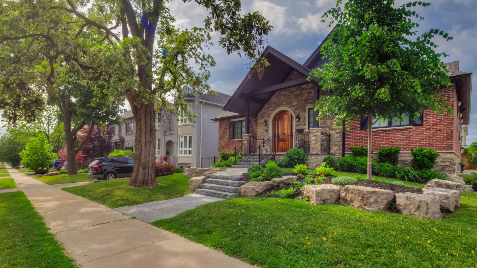 Homes For Sale in Lawrence Bathurst Property.ca